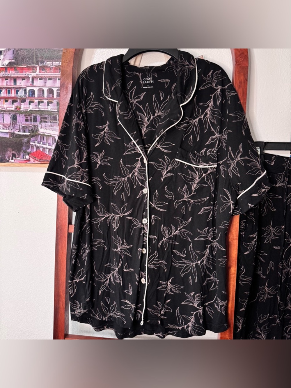 Cozy Earth Botanical Black Bamboo Pajama Set Short Sleeve Shirt and Pants - Picture 3 of 7